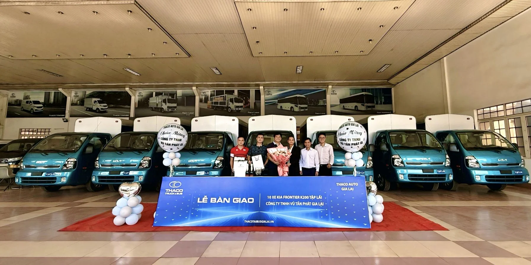 Bàn giao lô xe KIA Frontier K200 tập lái cho khách hàng