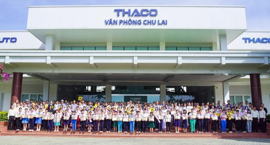THACO AUTO tuyên dương hơn 200 con em CBNV “Học giỏi, sống tốt” năm 2025