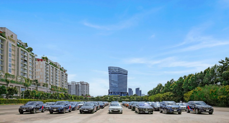THACO AUTO cung cấp phương tiện vận chuyển cho Liên hoan phim Quốc tế TP.HCM lần thứ 1 - năm 2024
