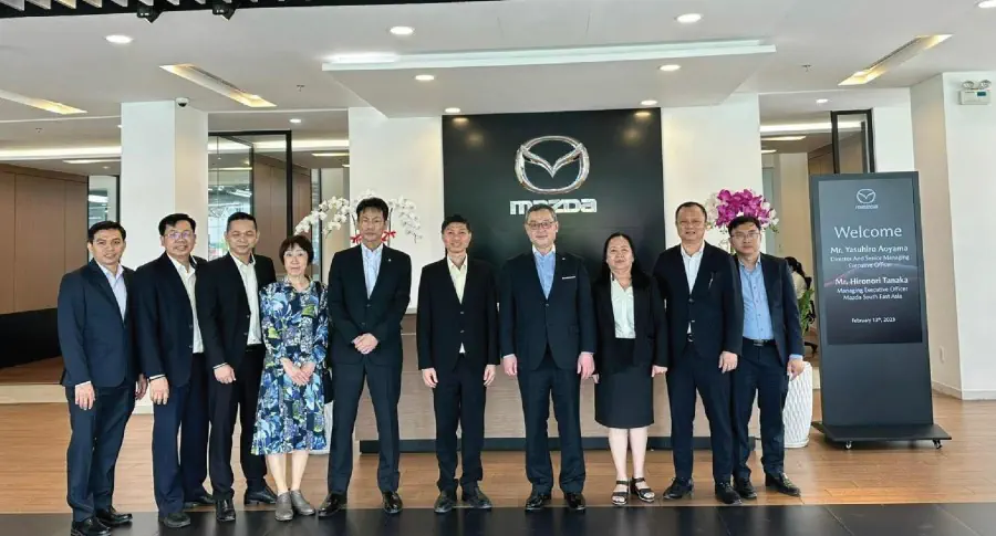 Mazda Motor Corporation visits THACO AUTO