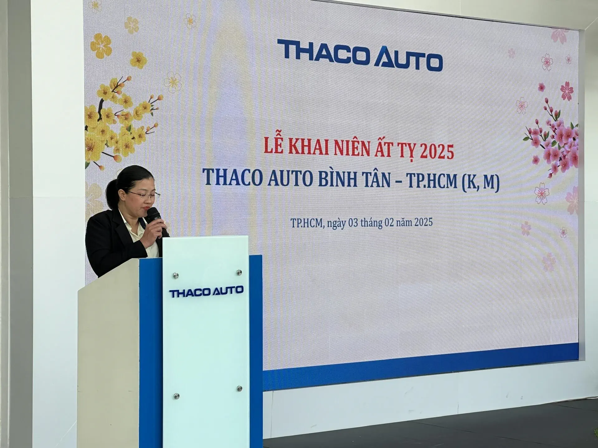 THACO AUTO Bình Tân tổ chức chương trình Lễ Khai niên Ất Tỵ 2025