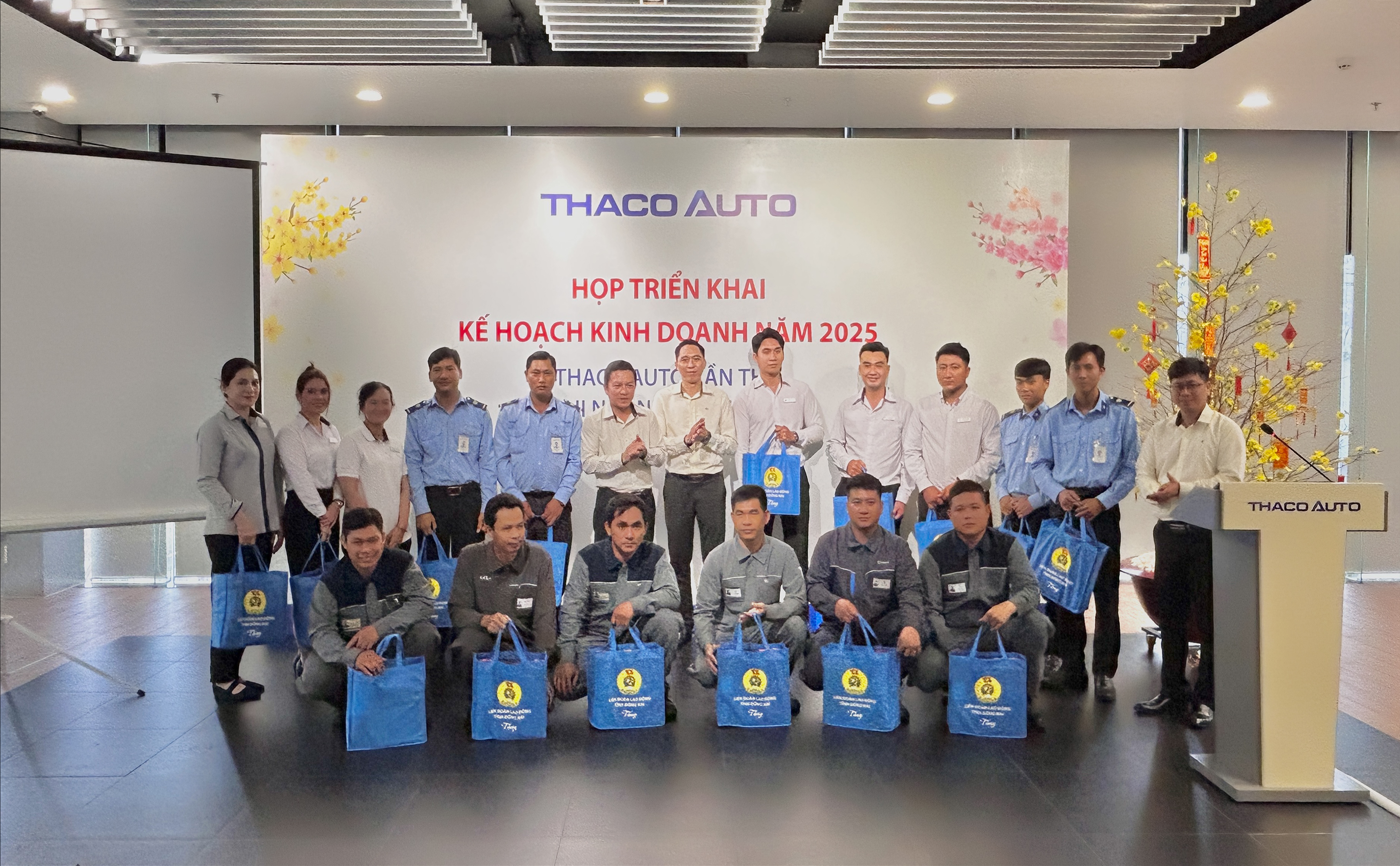 Tin tức