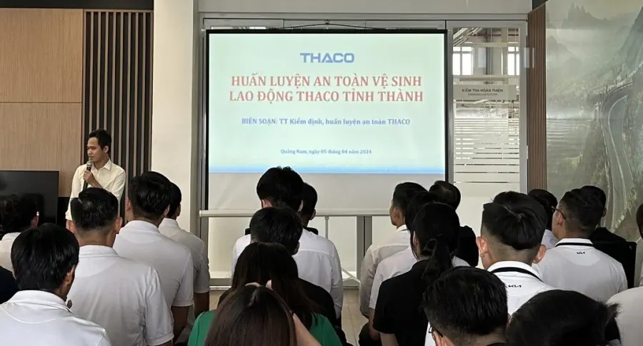 THACO AUTO Vĩnh Long tổ chức huấn luyện an toàn, vệ sinh lao động cho toàn thể CBNV