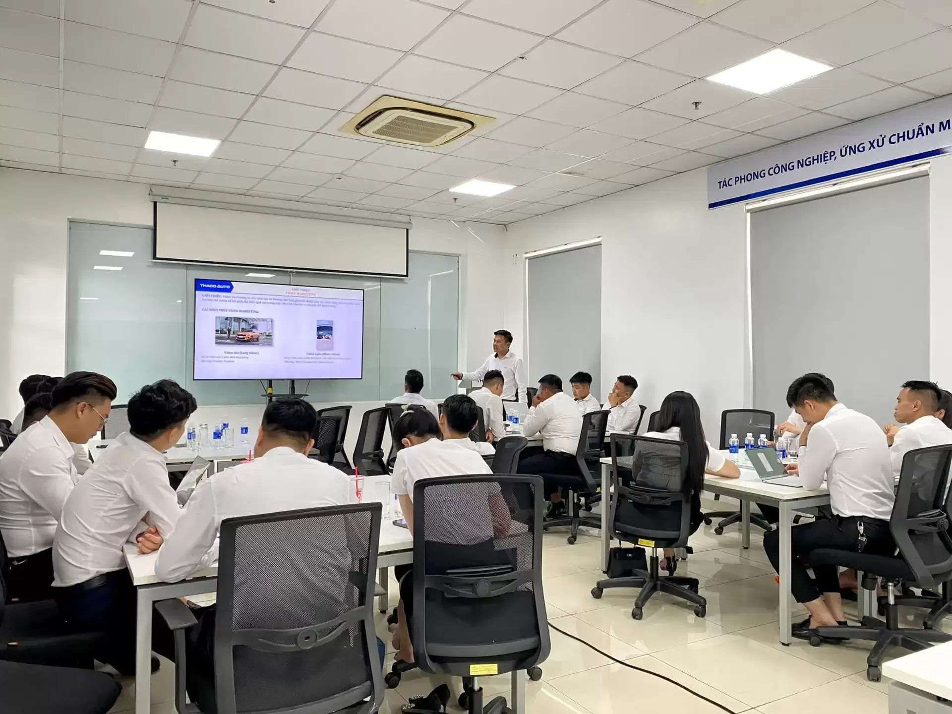 THACO AUTO VĨNH PHÚC ĐÀO TẠO NÂNG CAO KIẾN THỨC, KỸ NĂNG MARKETING