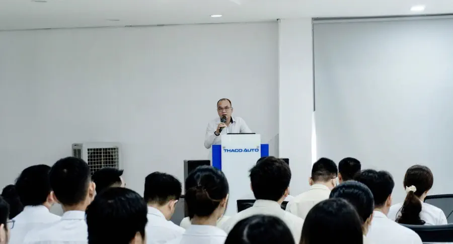 Chào cờ tháng 12/2024: THACO AUTO Vũng Tàu tổ chức lễ chào cờ định kỳ hàng tháng
