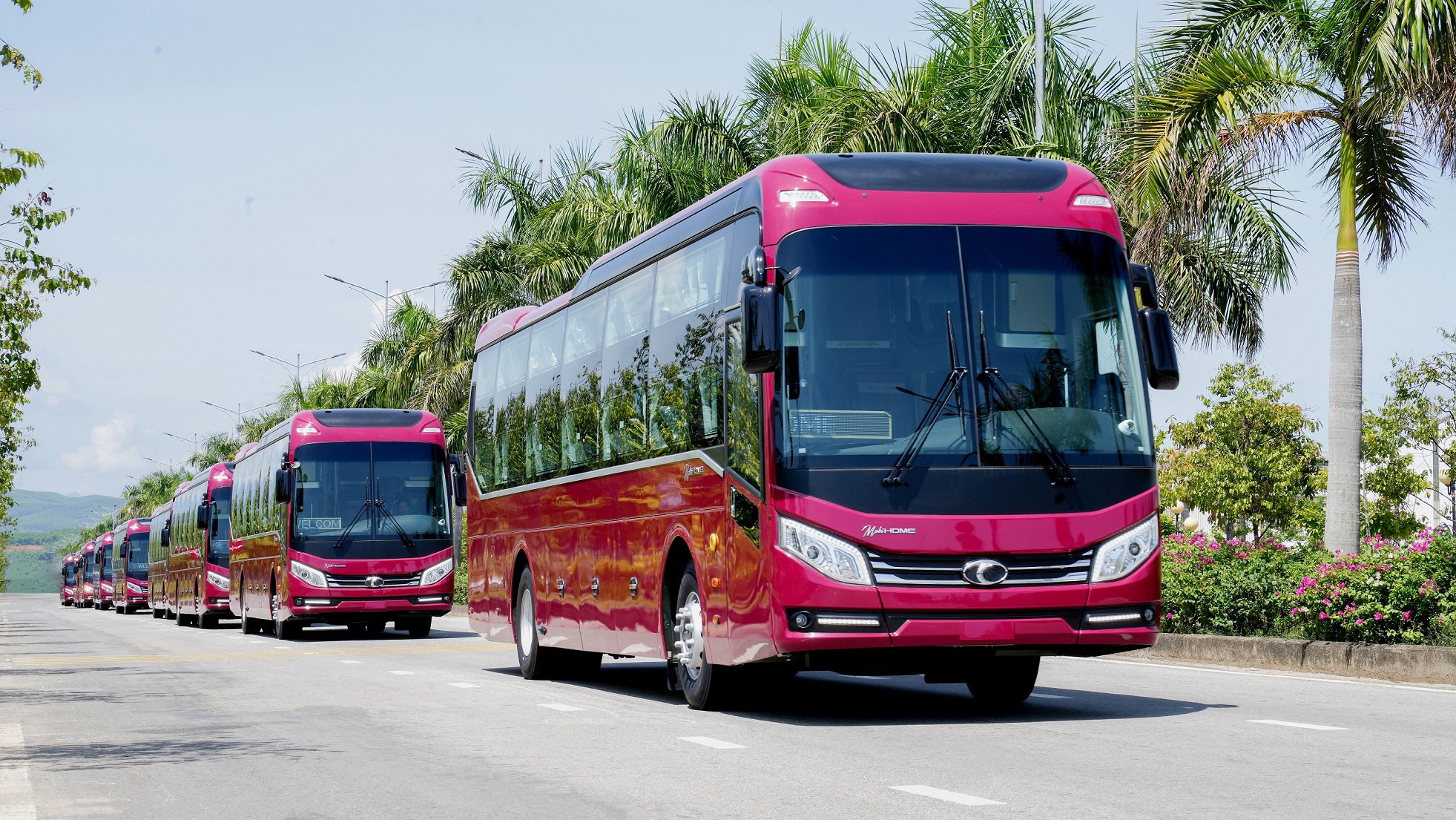 THACO develops sleeper bus with Volvo chassis